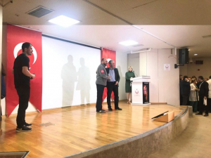 hemsire-fatih-tomus-yilin-en-iyi-hemsiresi